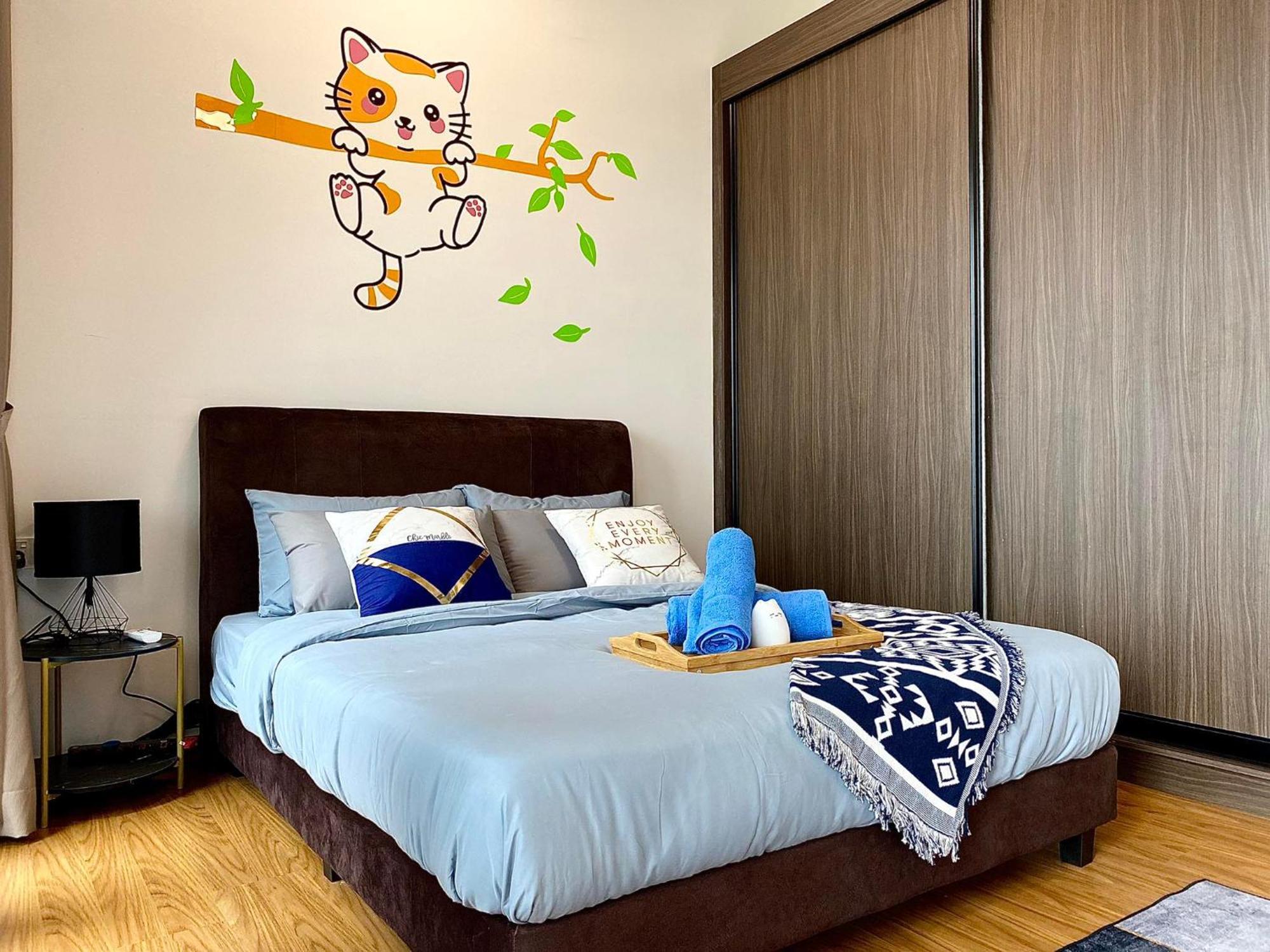 Beacon Executive Suite By Staycation Homestay George Town Bagian luar foto