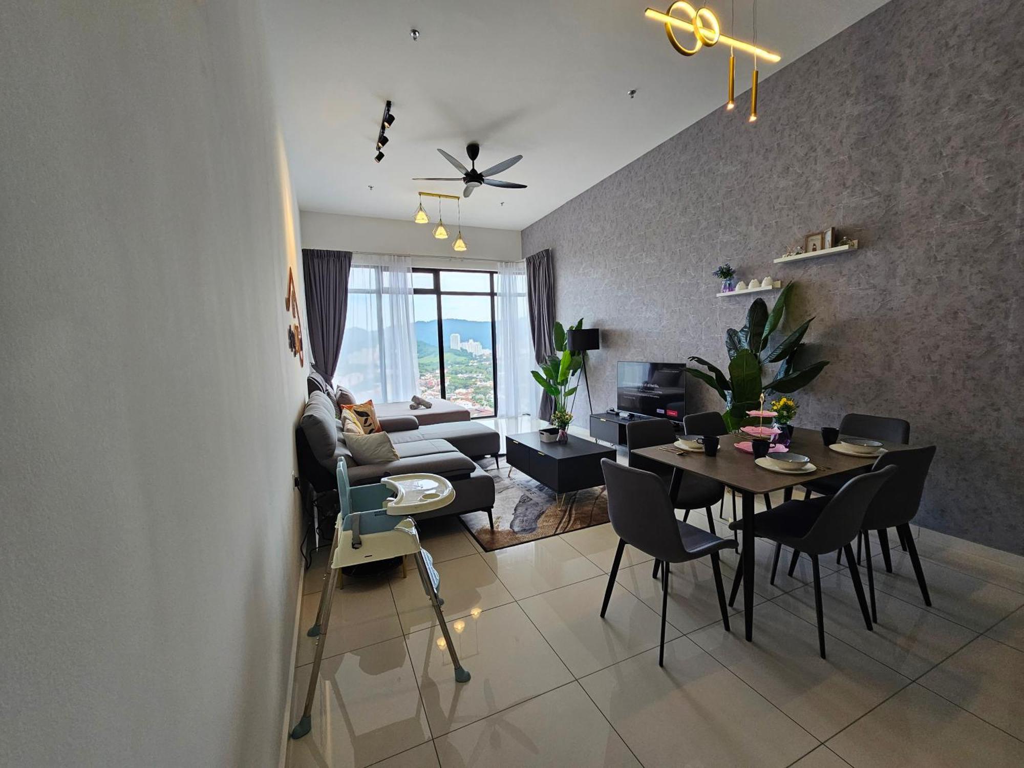 Beacon Executive Suite By Staycation Homestay George Town Bagian luar foto